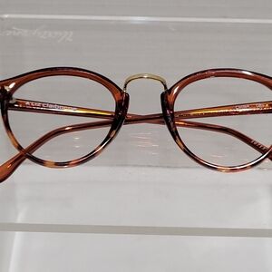 Liz Claiborne Vintage Eyeglasses round shiny goldtone Amber Tortoise Shell round